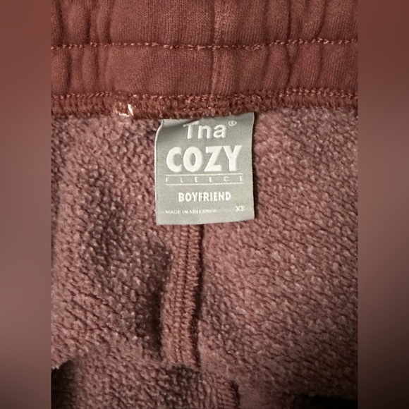 TNA Women's Shorts - Size XS - Picture 5 of 8